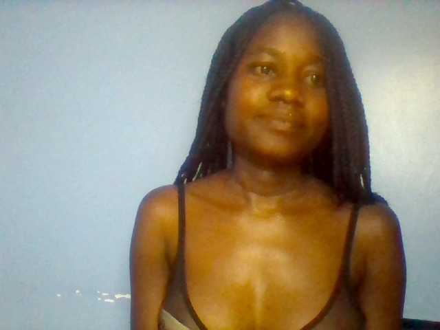 Cute-dall live cam on BongaCams
