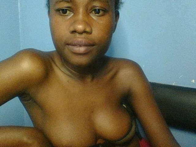 Cute-dall live cam on UnifiedCams