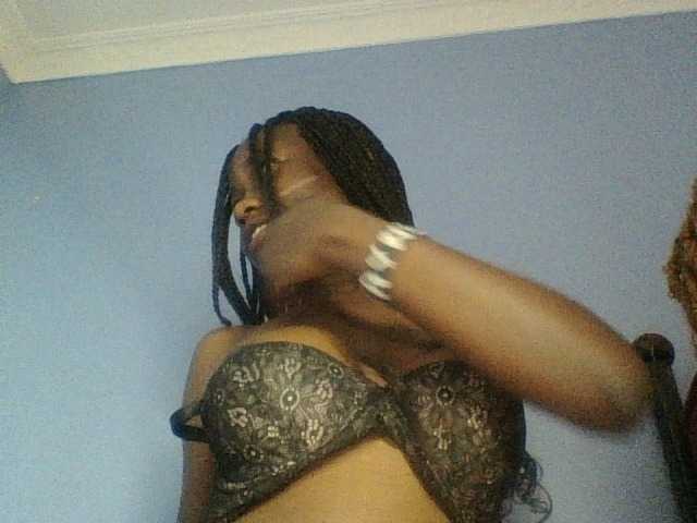 Cute-dall live cam on BongaCams