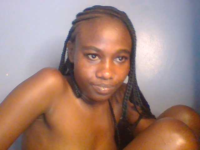 Cute-dall live cam on BongaCams