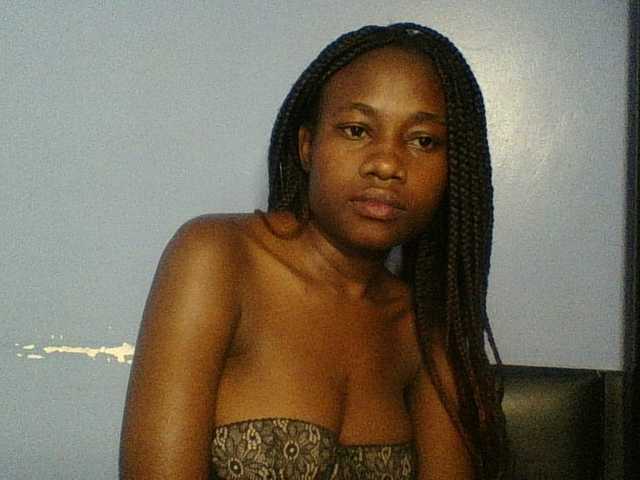 Cute-dall live cam on BongaCams