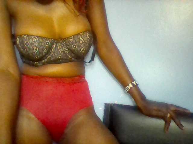 Cute-dall live cam on BongaCams