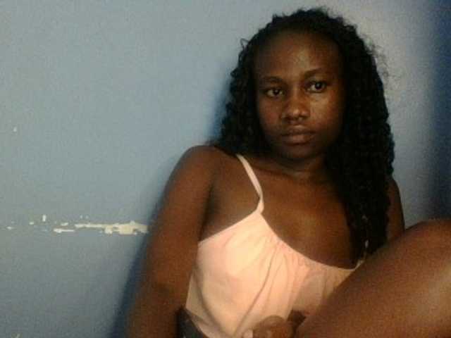 Cute-dall — live female cam