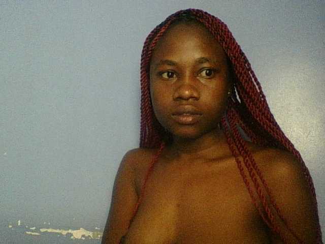 Cute-dall live cam on BongaCams
