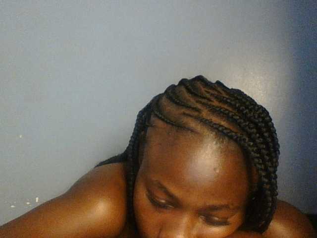 Cute-dall live cam on BongaCams