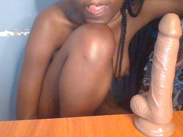 Cute-dall, en vivo ahora en BongaCams