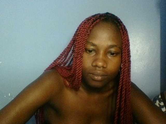 Cute-dall live cam on BongaCams