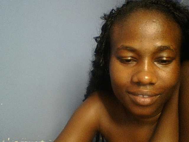 Cute-dall live cam on BongaCams