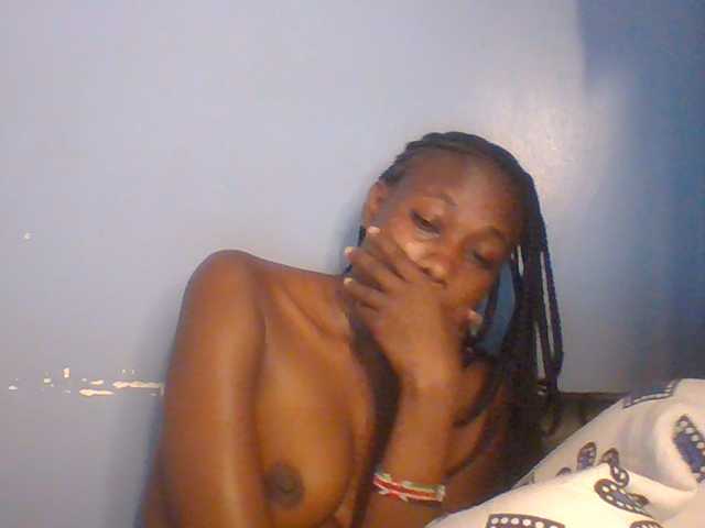 Cute-dall, en directo ahora en BongaCams
