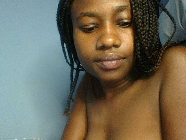 Cute-dall live cam on BongaCams