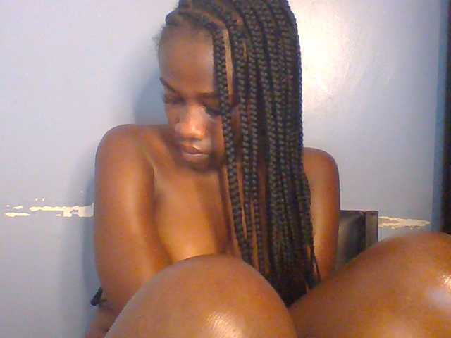 Cute-dall live cam on BongaCams