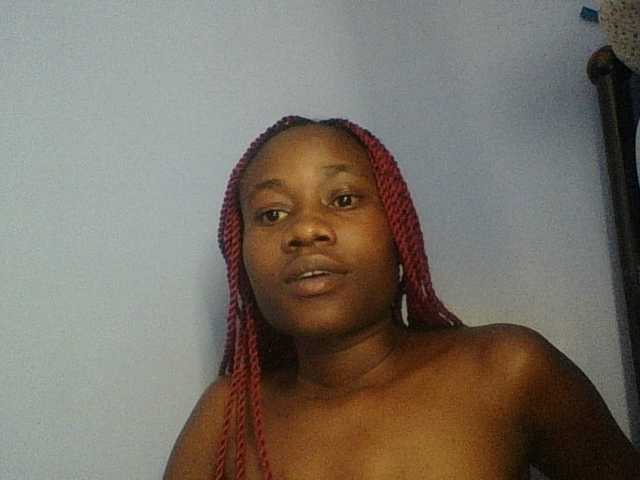 Cute-dall live cam on BongaCams