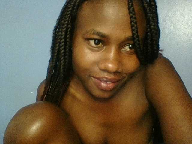 Cute-dall live cam on BongaCams