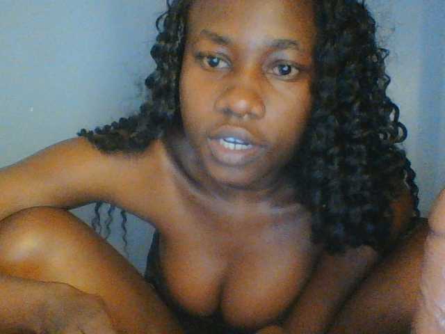 Cute-dall live cam preview