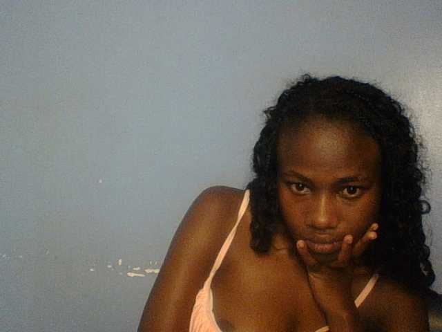 Cute-dall live cam on BongaCams