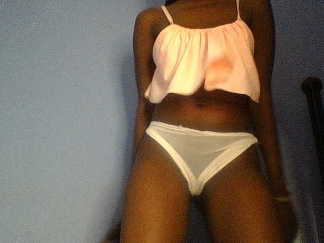 Cute-dall live cam on BongaCams