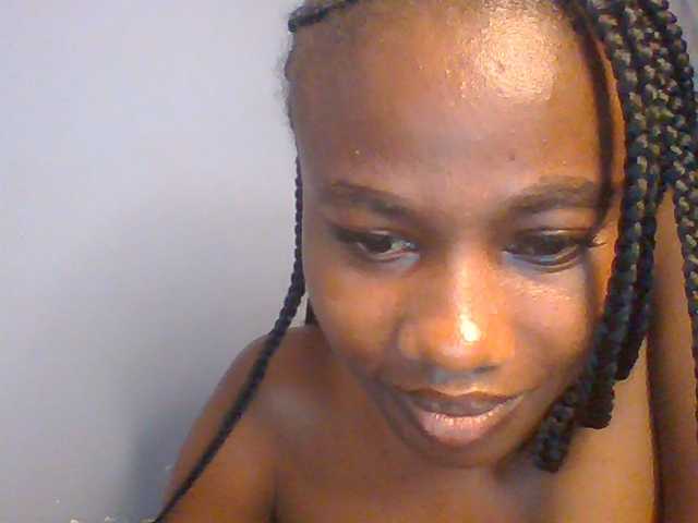 Cute-dall live cam on BongaCams