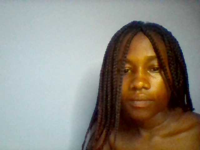 Cute-dall live cam on BongaCams