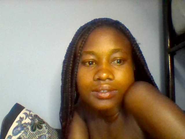 Cute-dall live cam on BongaCams