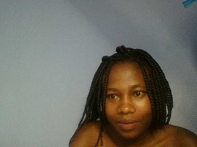 Cute-dall live cam on BongaCams