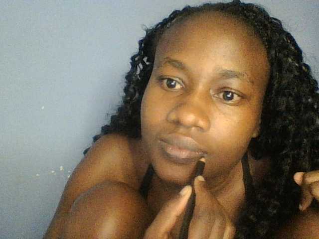 Cute-dall live cam on BongaCams