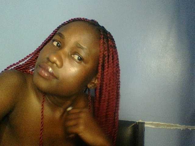 Cute-dall live cam on BongaCams