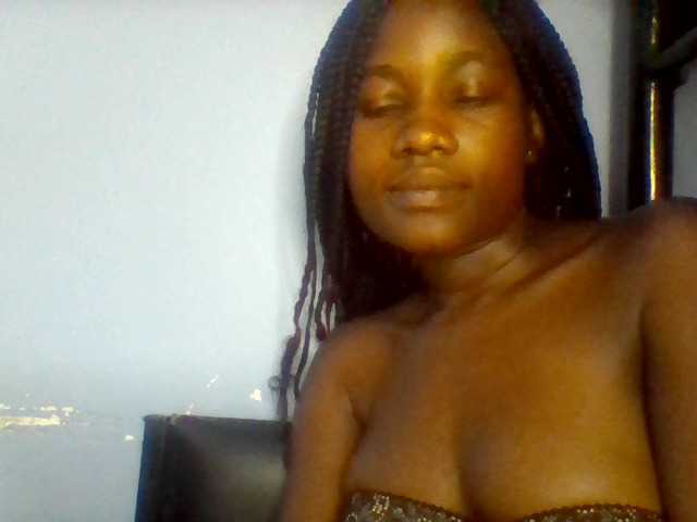 Cute-dall live cam on BongaCams