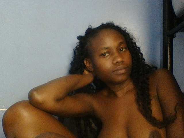 Cute-dall — live female cam