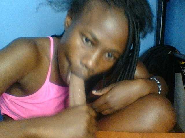 Cute-dall live cam on BongaCams