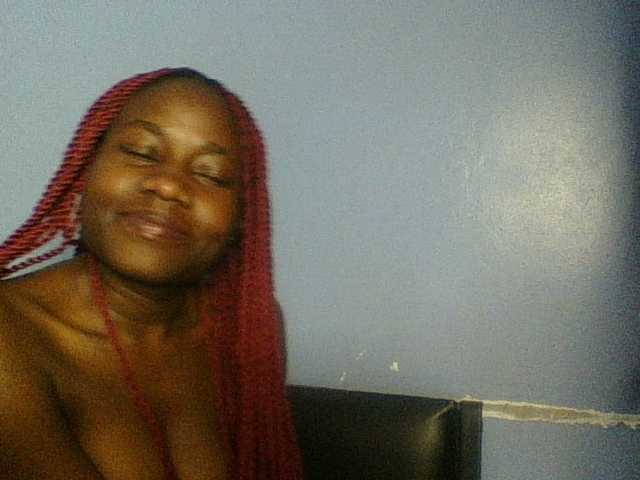 Cute-dall live cam on BongaCams