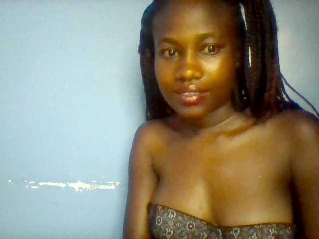 Cute-dall live cam on BongaCams