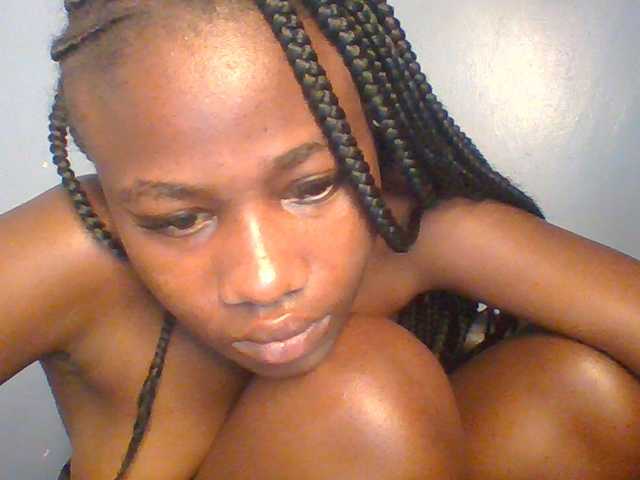 Cute-dall live cam on BongaCams