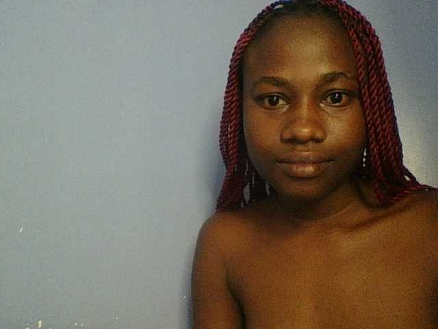 Cute-dall live cam on BongaCams