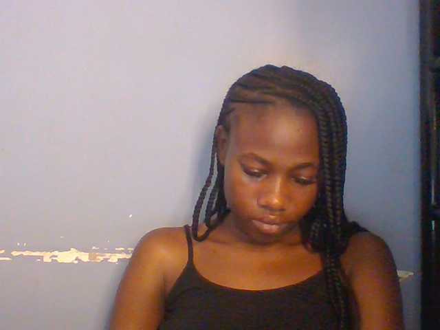 Cute-dall live cam on BongaCams