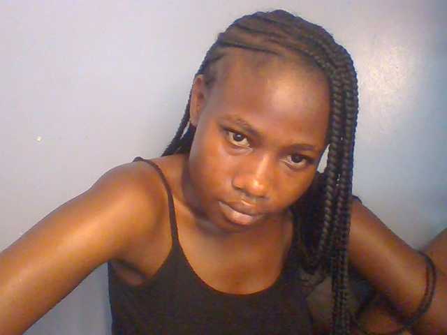 Cute-dall live cam on BongaCams