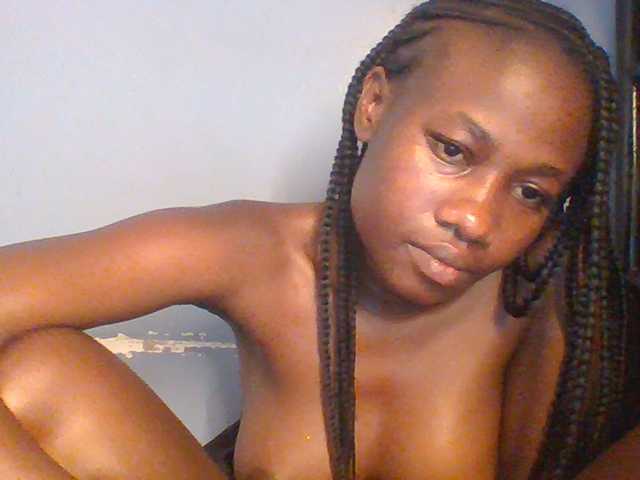 Cute-dall live cam on BongaCams