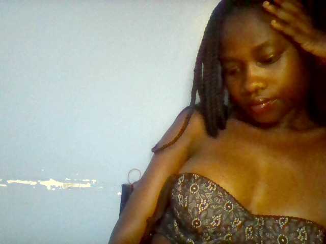 Cute-dall live cam on BongaCams