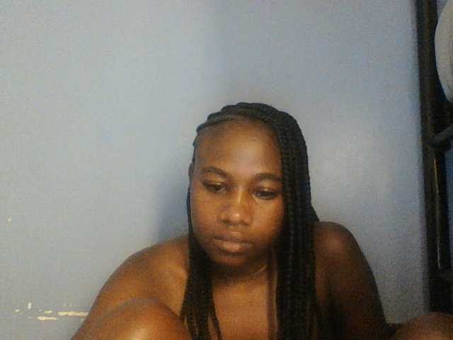 Cute-dall live cam on BongaCams