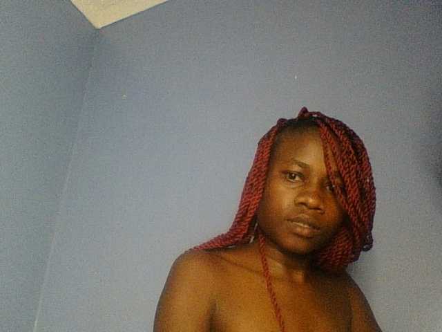 Cute-dall live cam on BongaCams