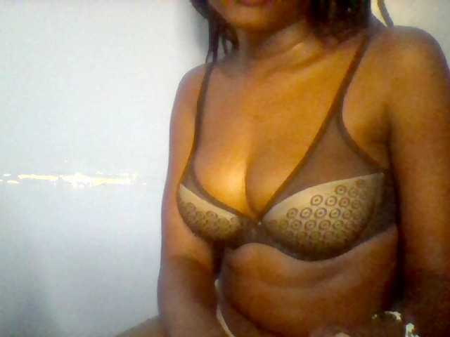 Cute-dall webcam