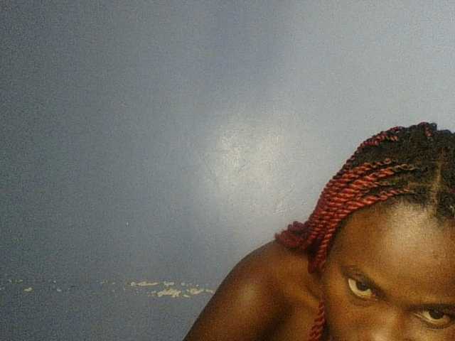 Cute-dall live cam on BongaCams