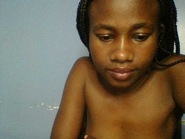 Cute-dall live cam on BongaCams
