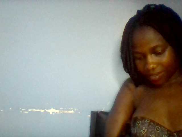 Cute-dall live cam on BongaCams