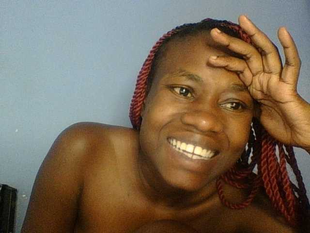 Cute-dall live cam on BongaCams
