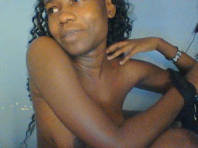 Cute-dall live cam on BongaCams