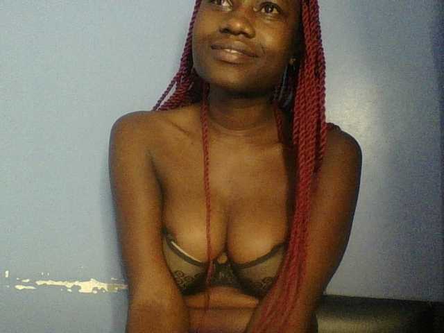 Cute-dall live cam on BongaCams