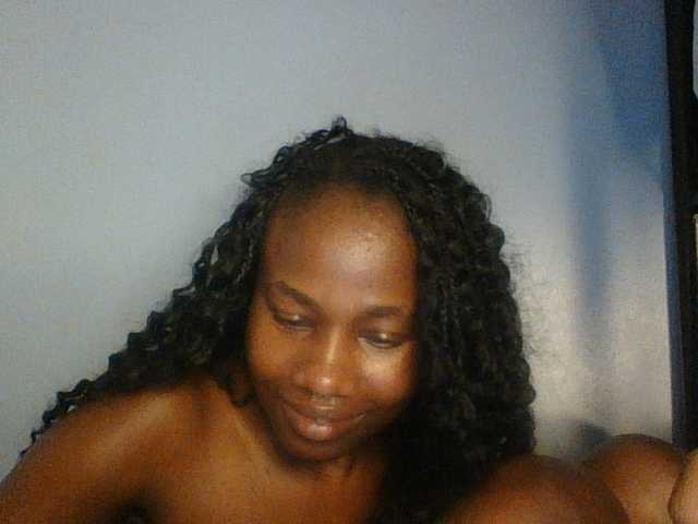 Cute-dall live cam on BongaCams