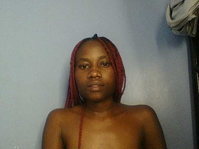 Cute-dall live cam on BongaCams