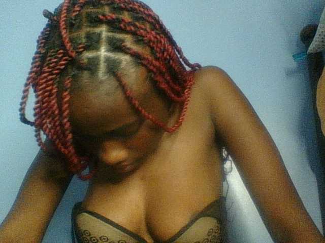 Cute-dall live cam on BongaCams