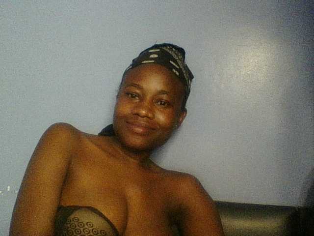 Cute-dall live cam on UnifiedCams